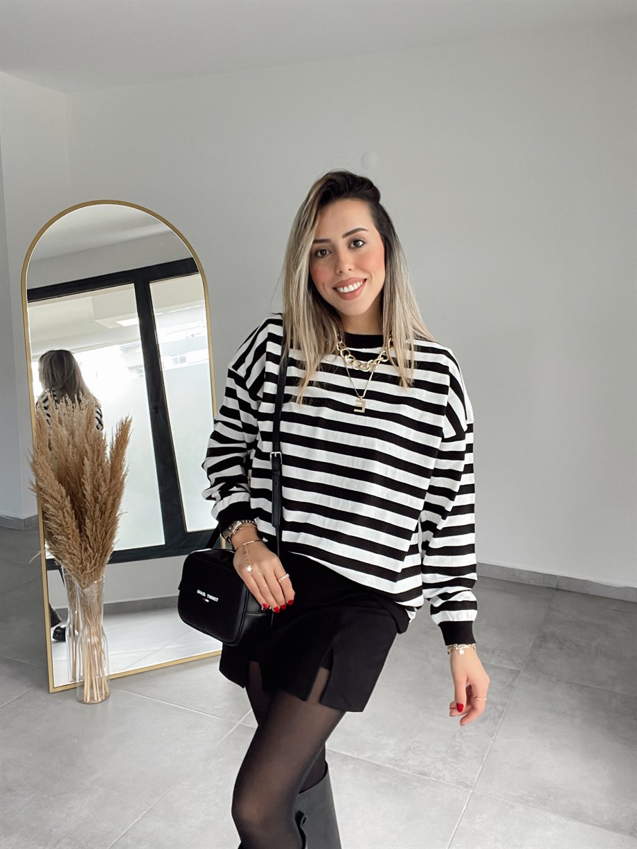 Siyah Şort Etek