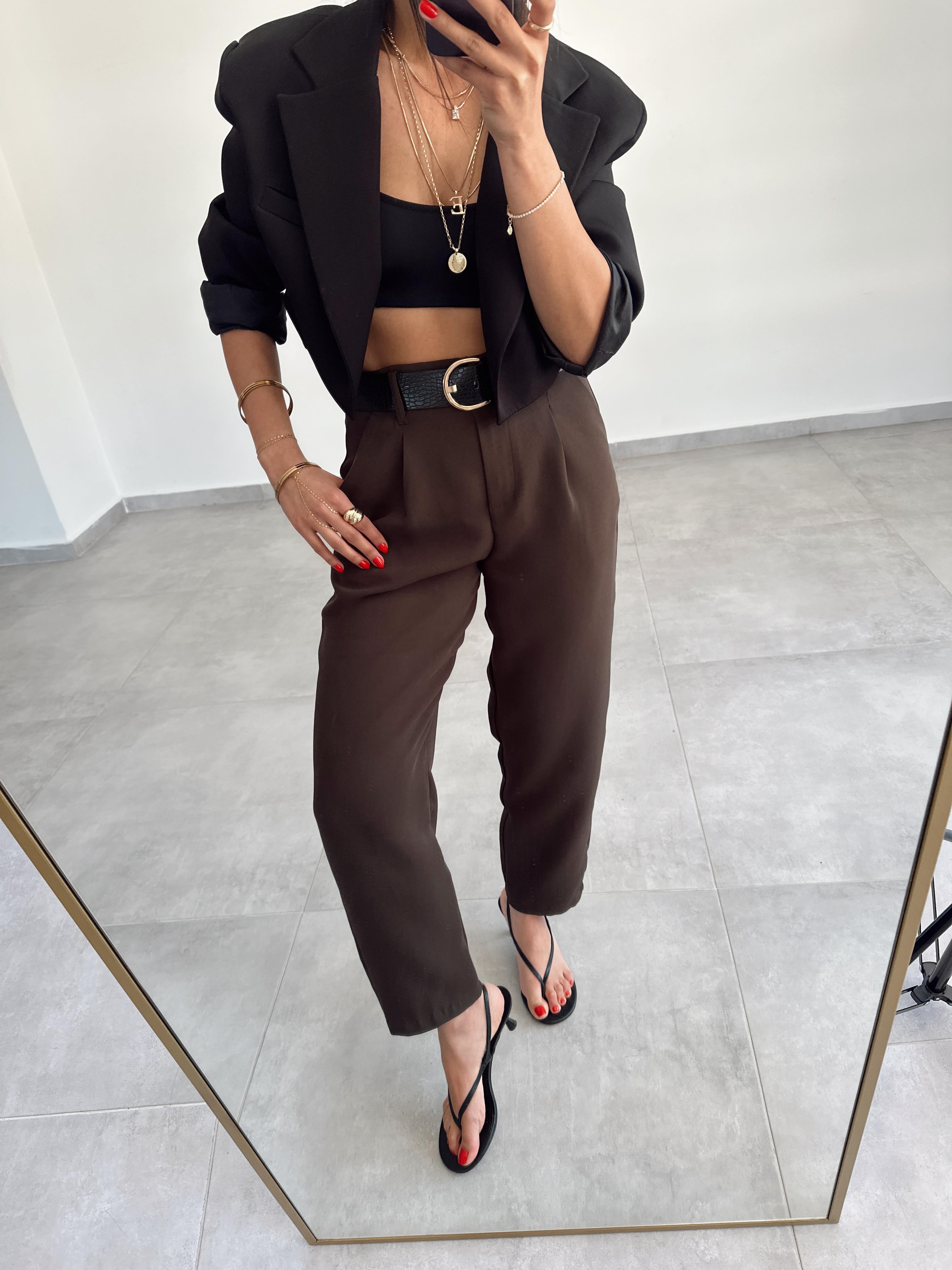 Siyah Tasarım Vatkalı Blazer Ceket