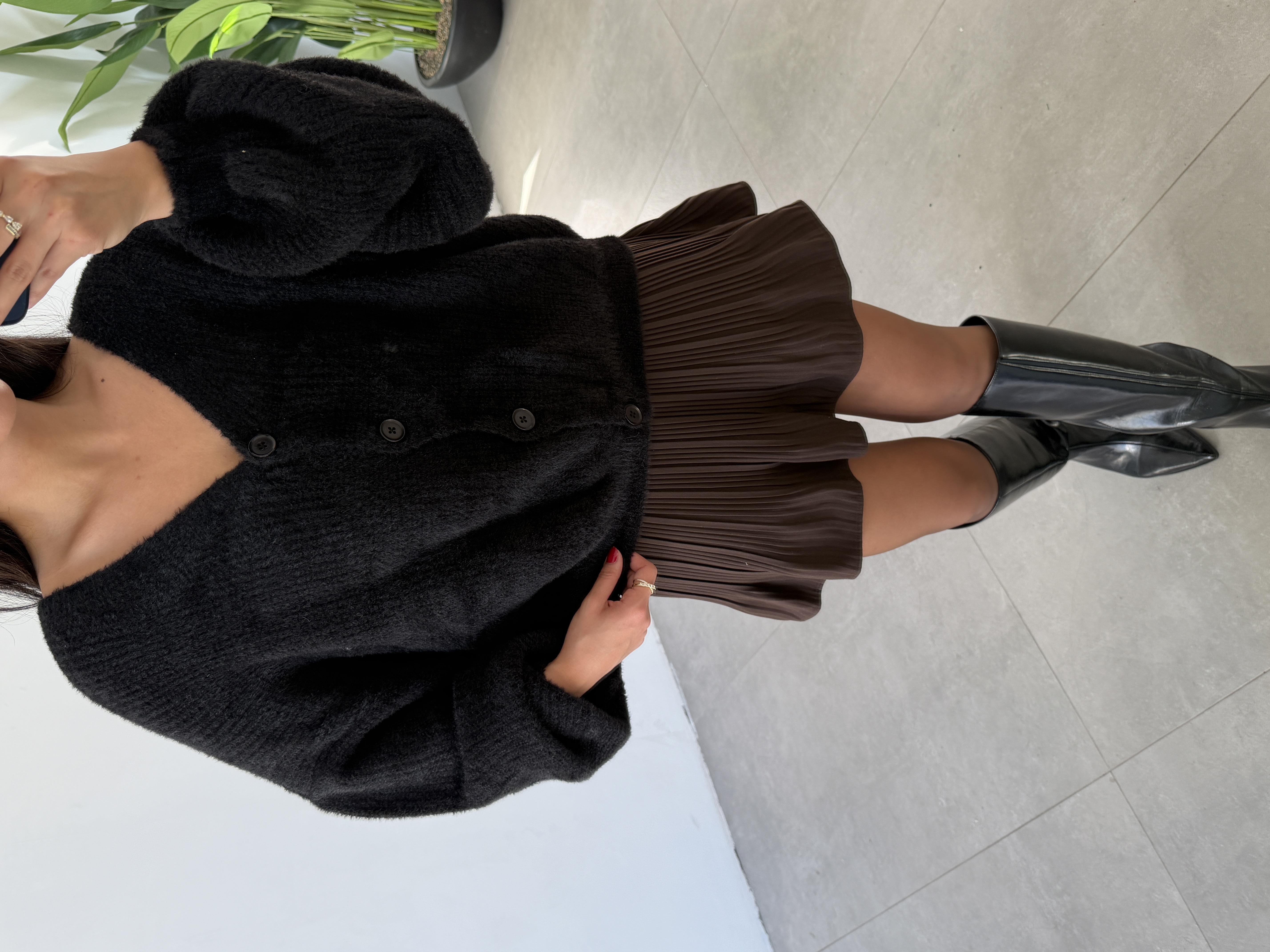 Siyah Yumusak Dokulu V Yaka Hırka