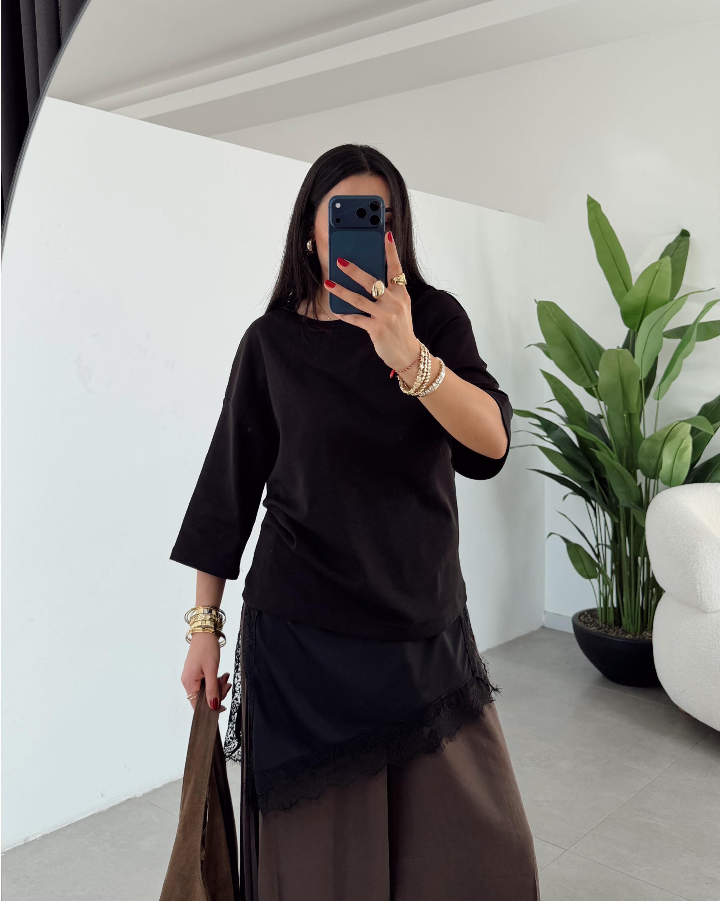 Siyah Zr Model Dantel Detaylı Bluz