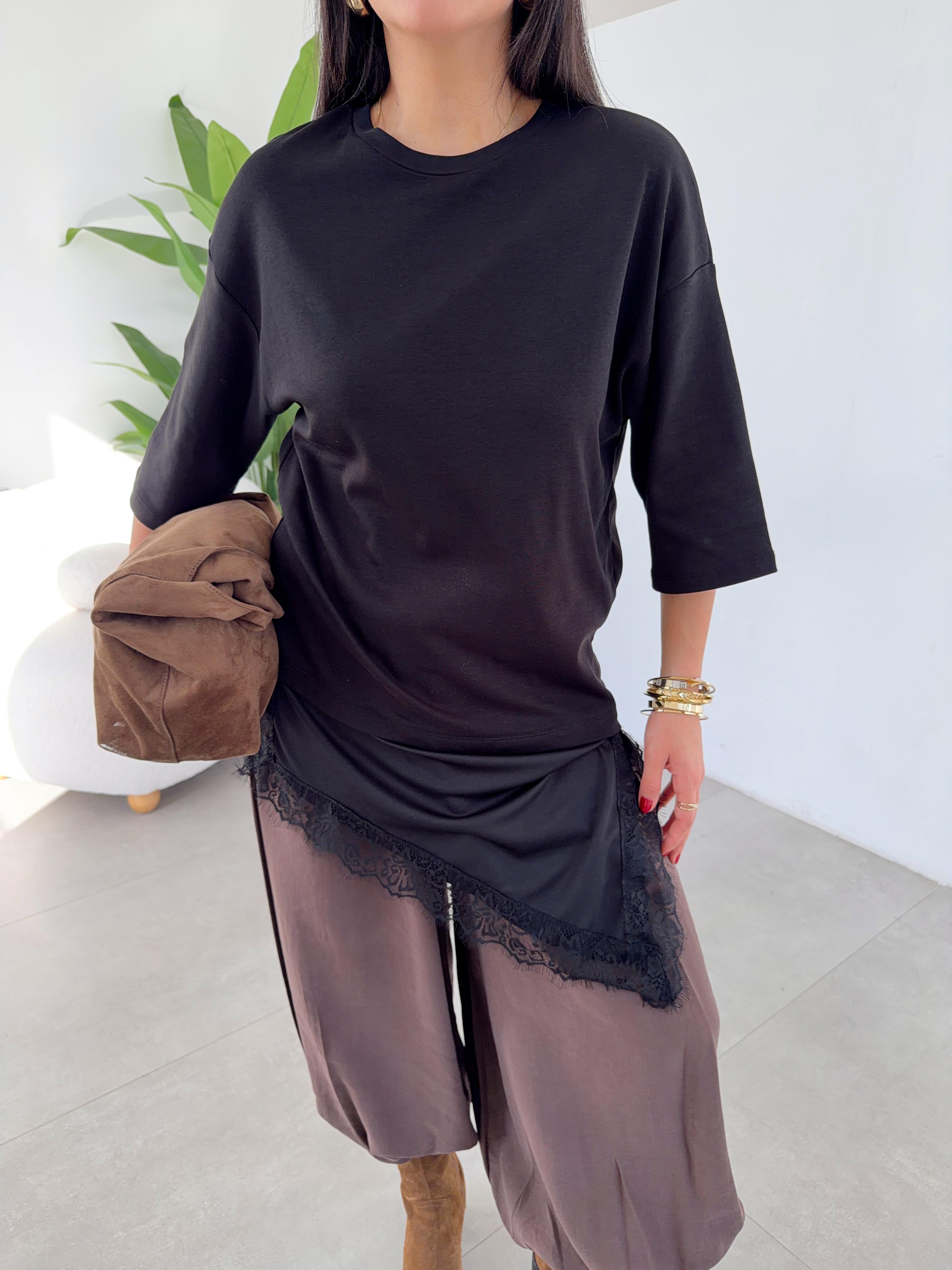 Siyah Zr Model Dantel Detaylı Bluz