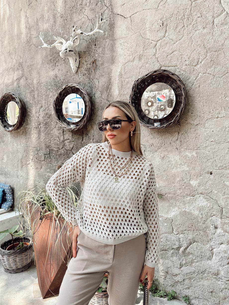 Taş Delikli Triko Kazak