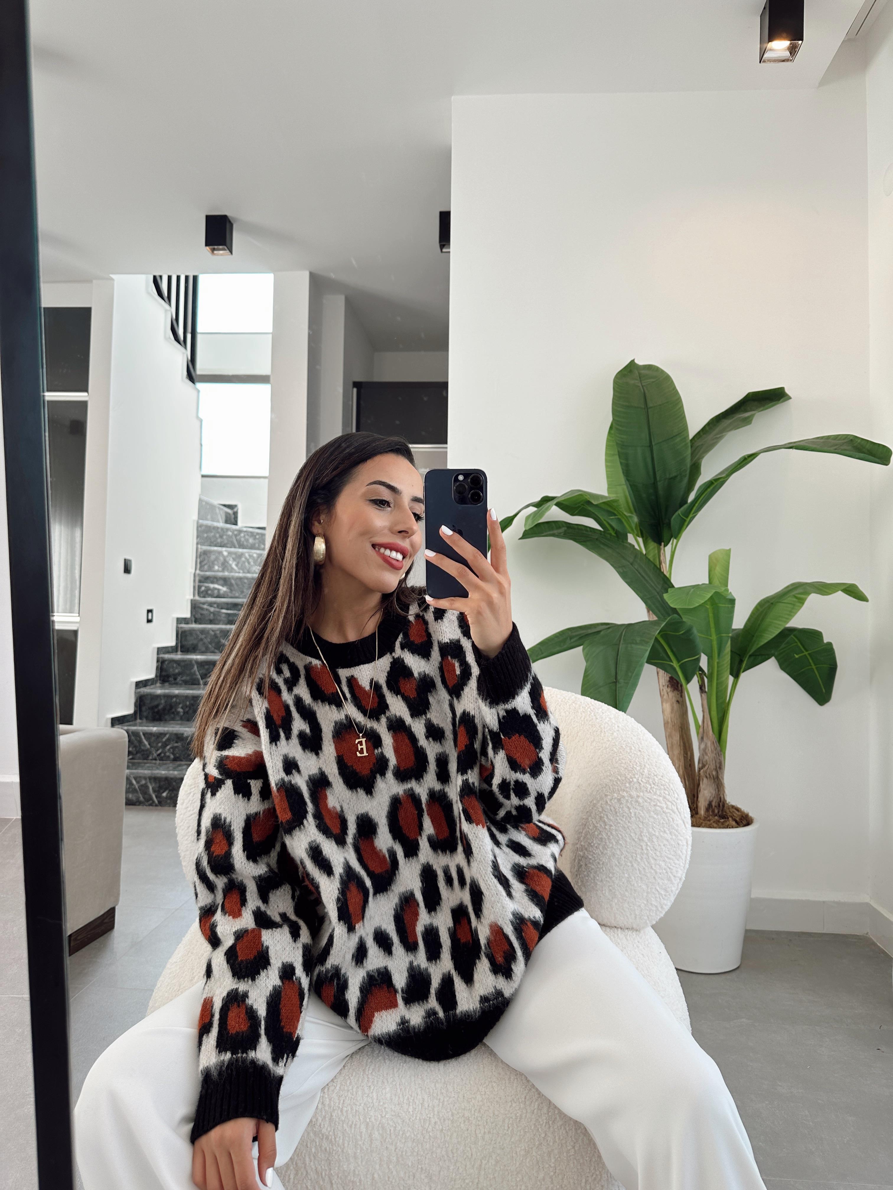 Taş Leopar Desenli Triko Kazak