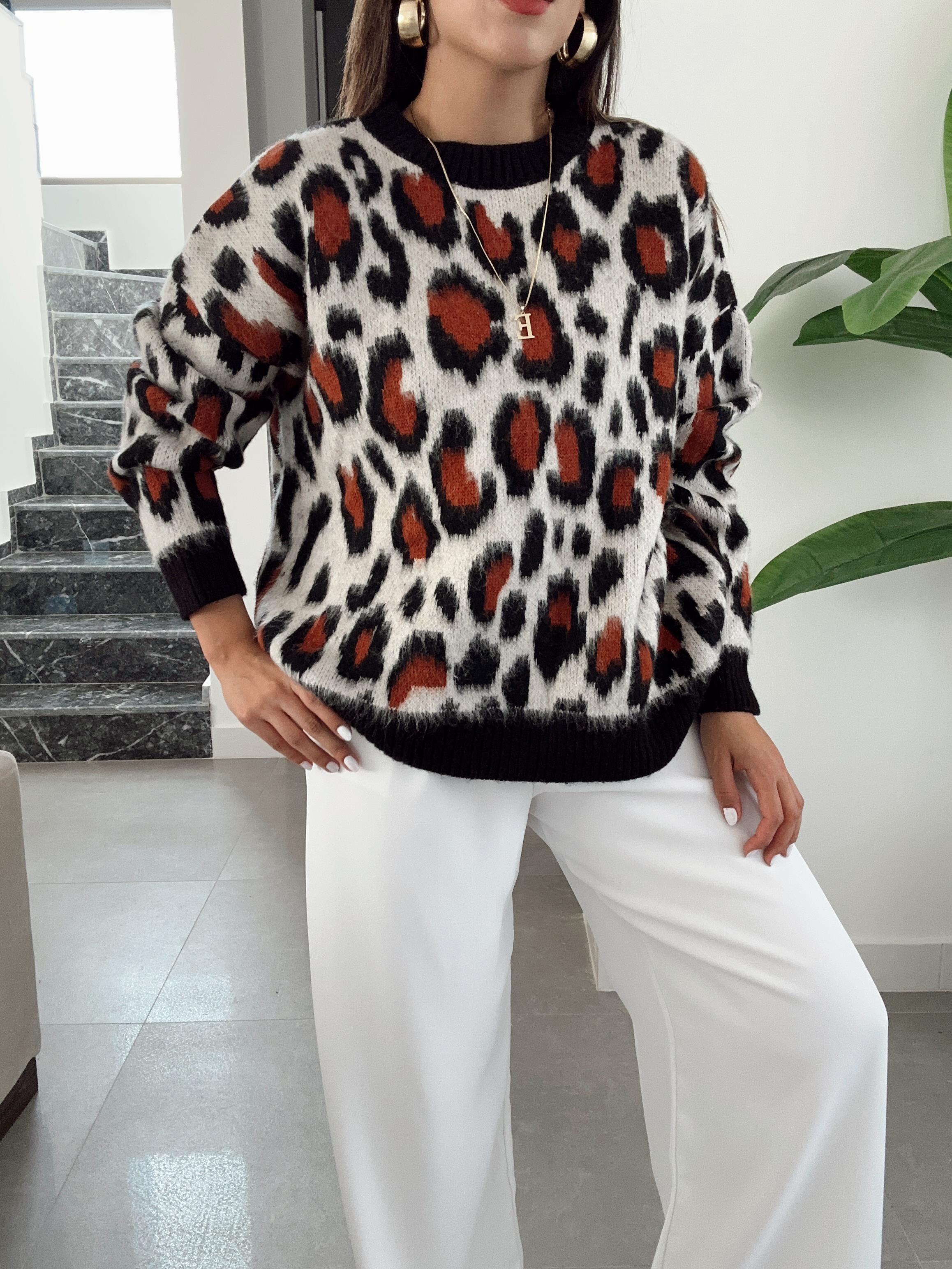 Taş Leopar Desenli Triko Kazak