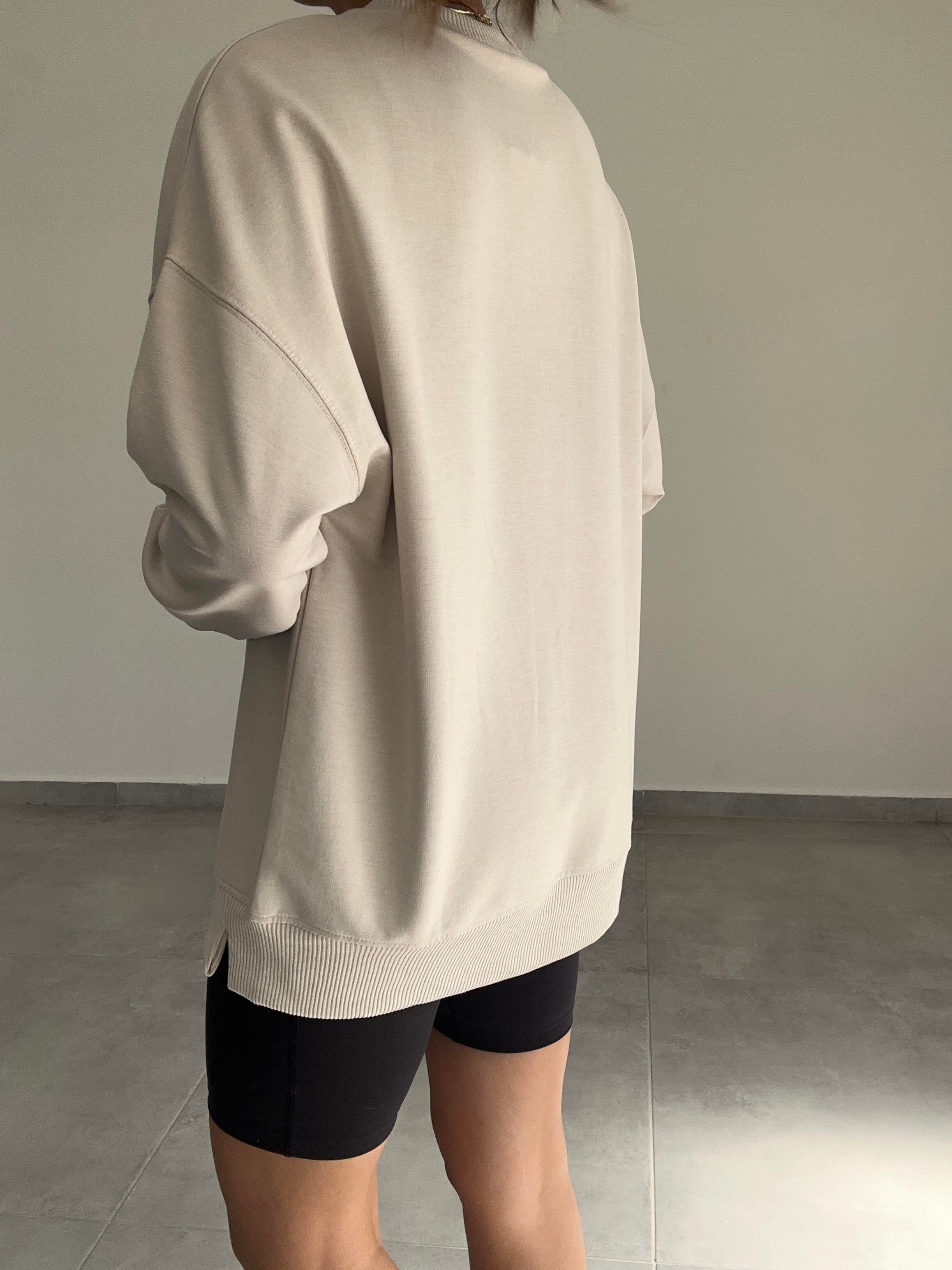 Taş Rezerve Yanları Yırtmaç Detaylı Sweat