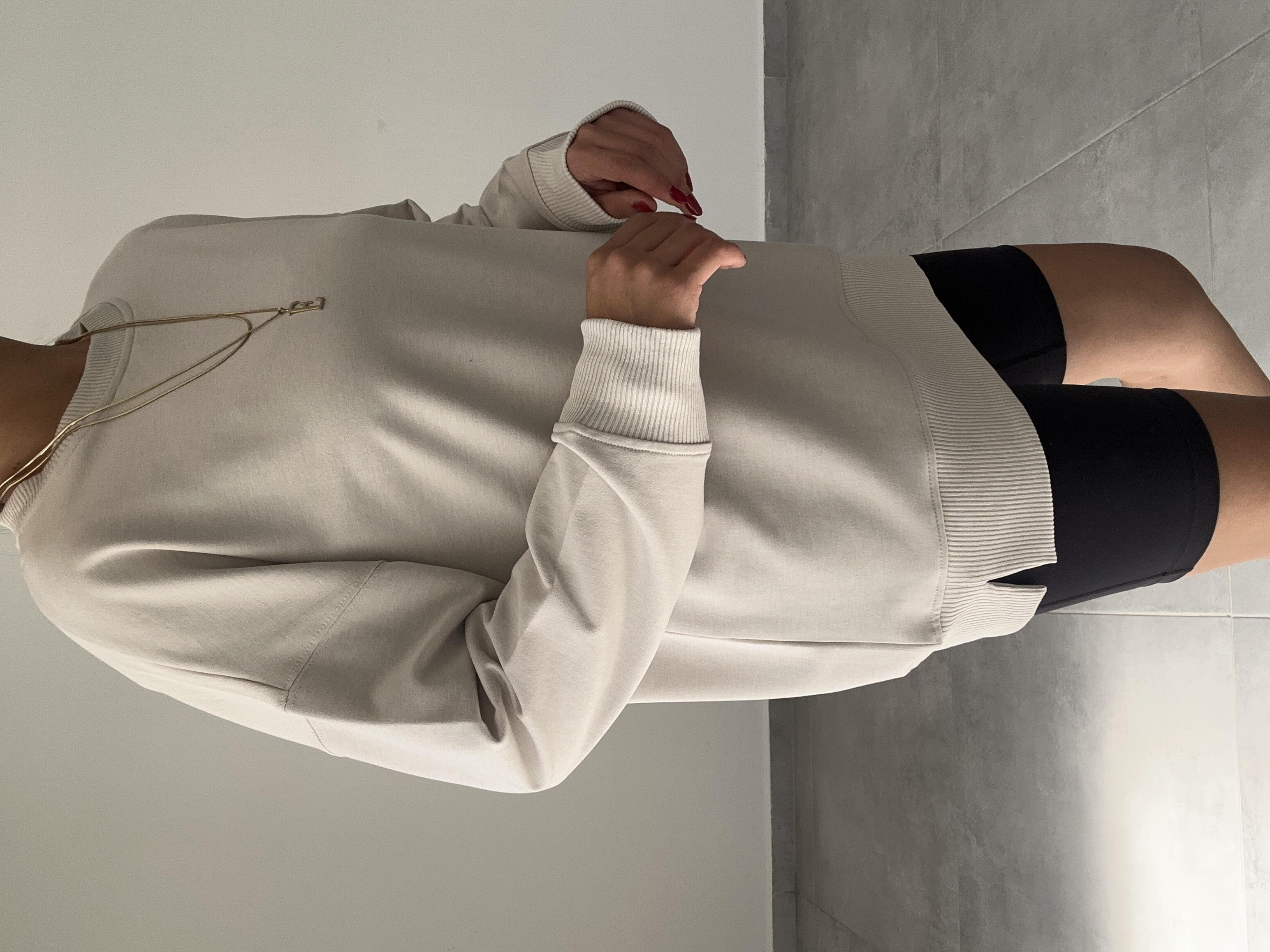 Taş Rezerve Yanları Yırtmaç Detaylı Sweat