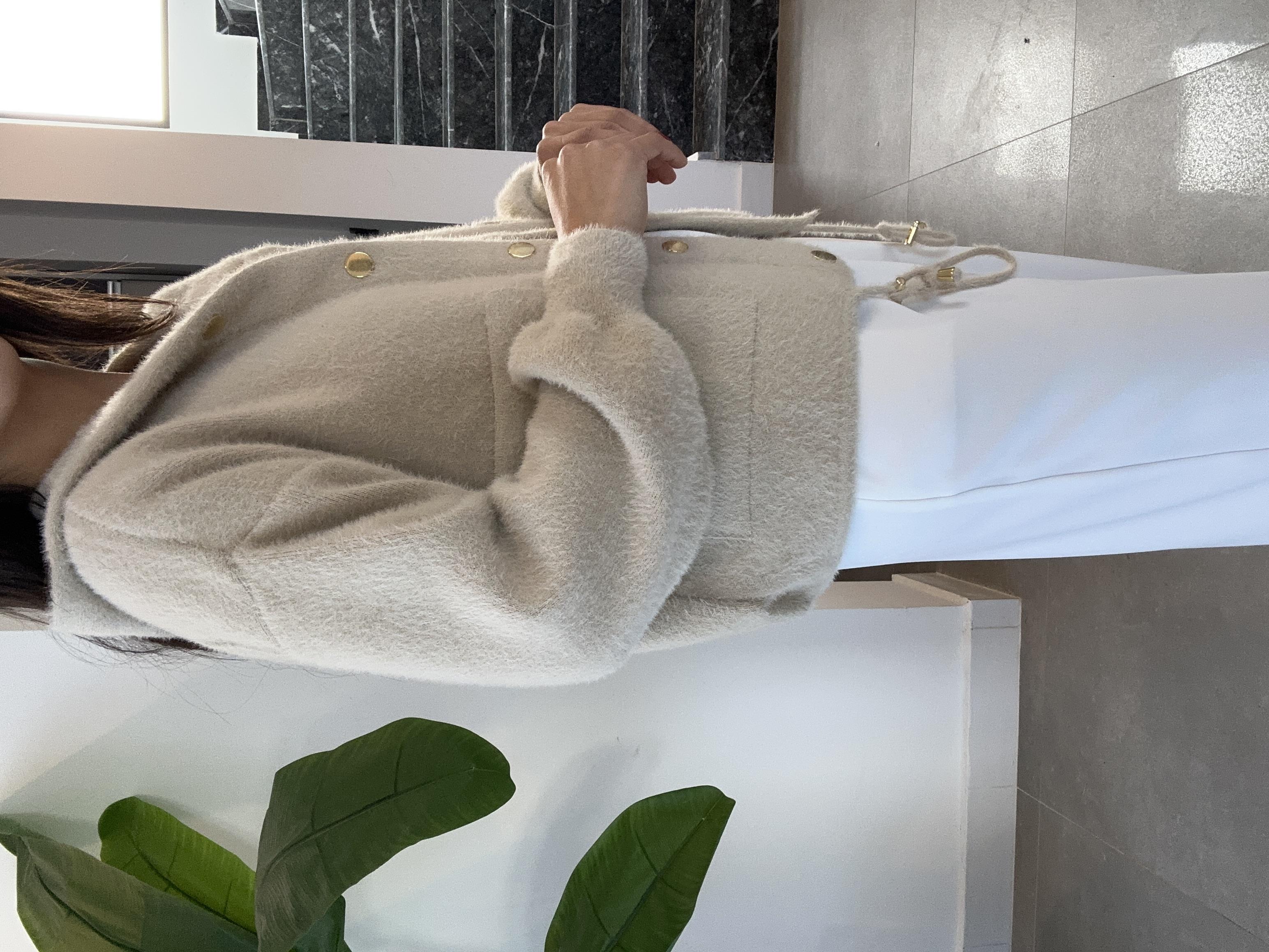 Taş Yumoş Belden Büzgülü Kapşonlu Ceket