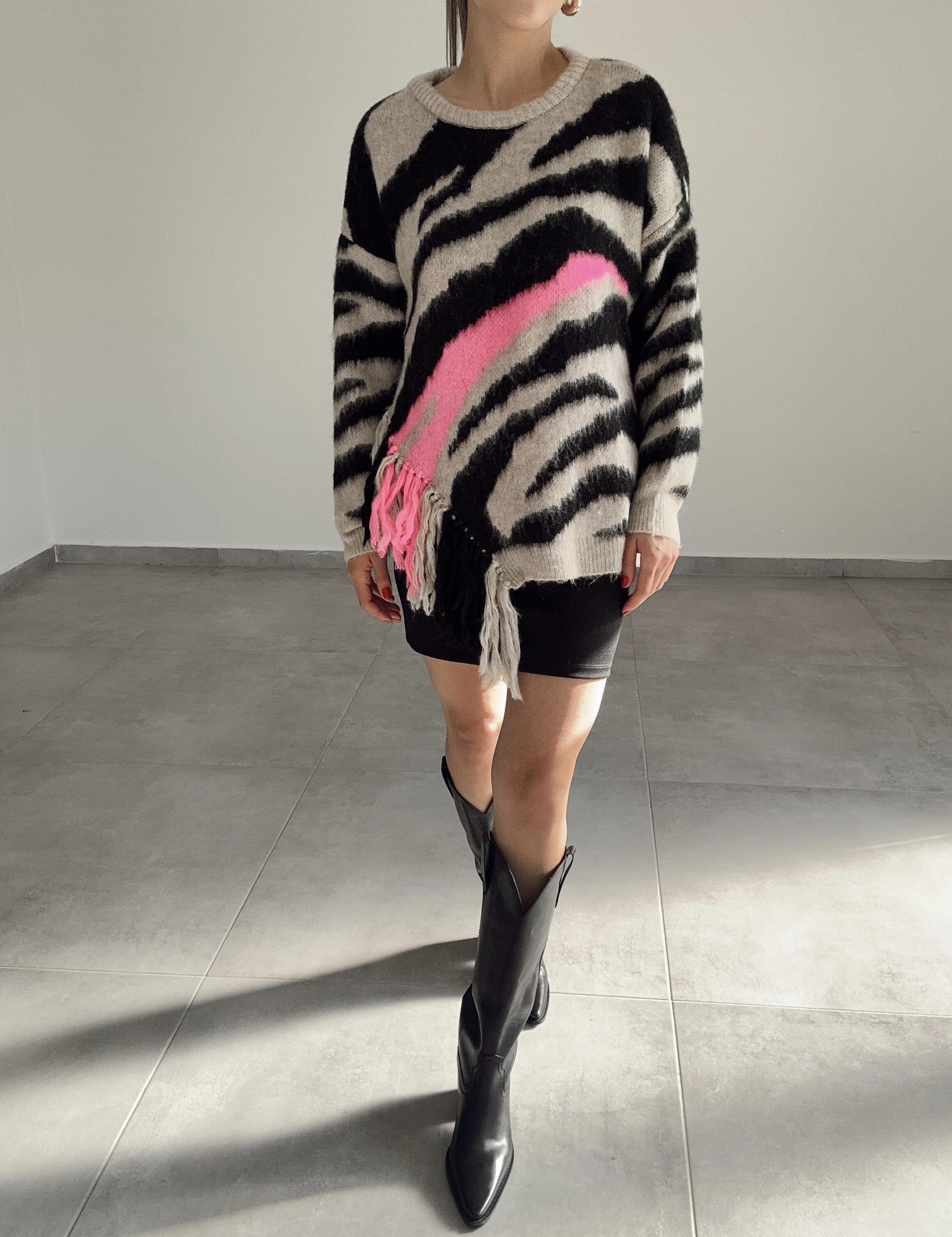 Vizon Püsküllü Triko Kazak