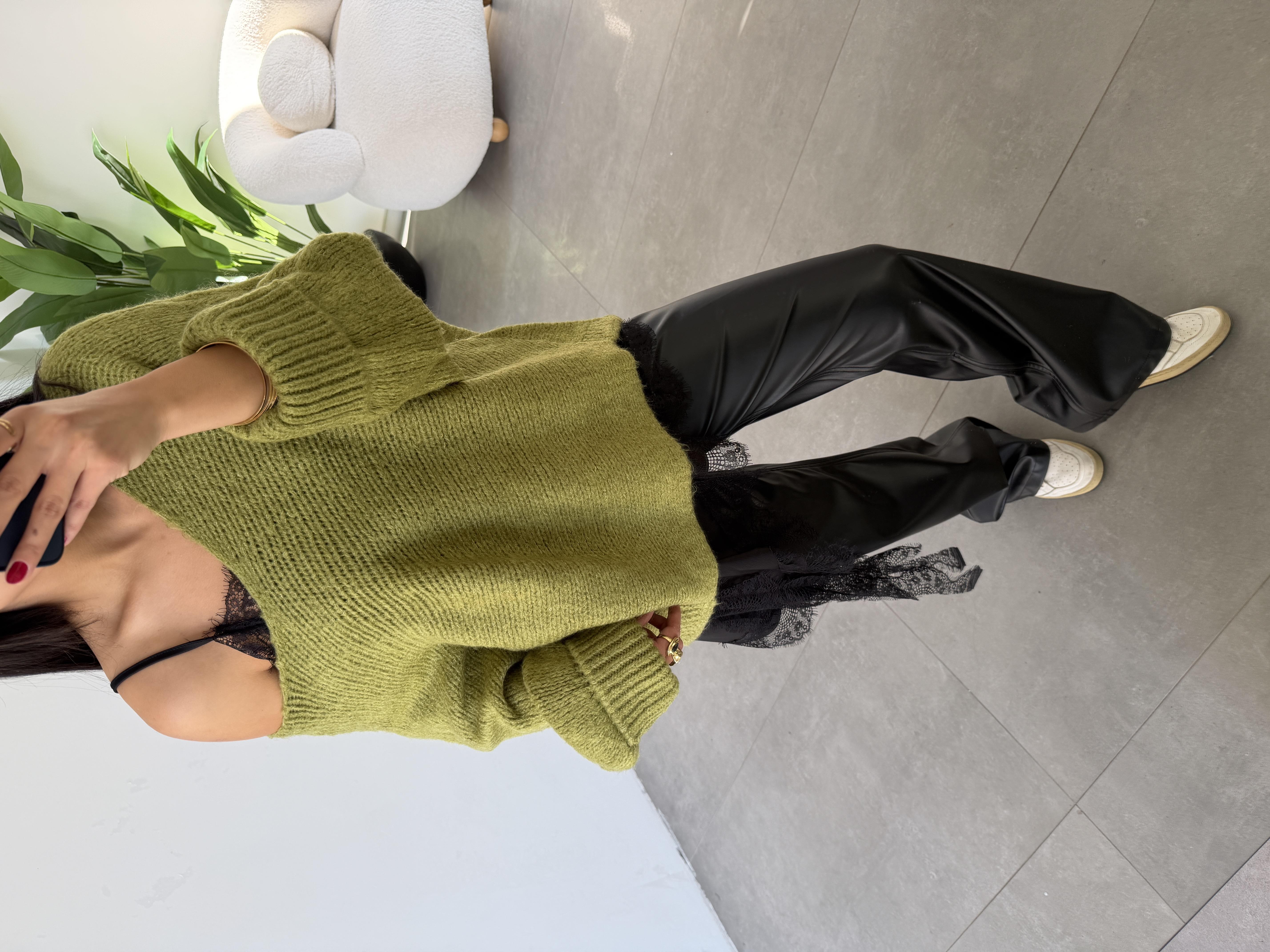 Yağ Yeşili Kolları Katlamalı Triko Kazak