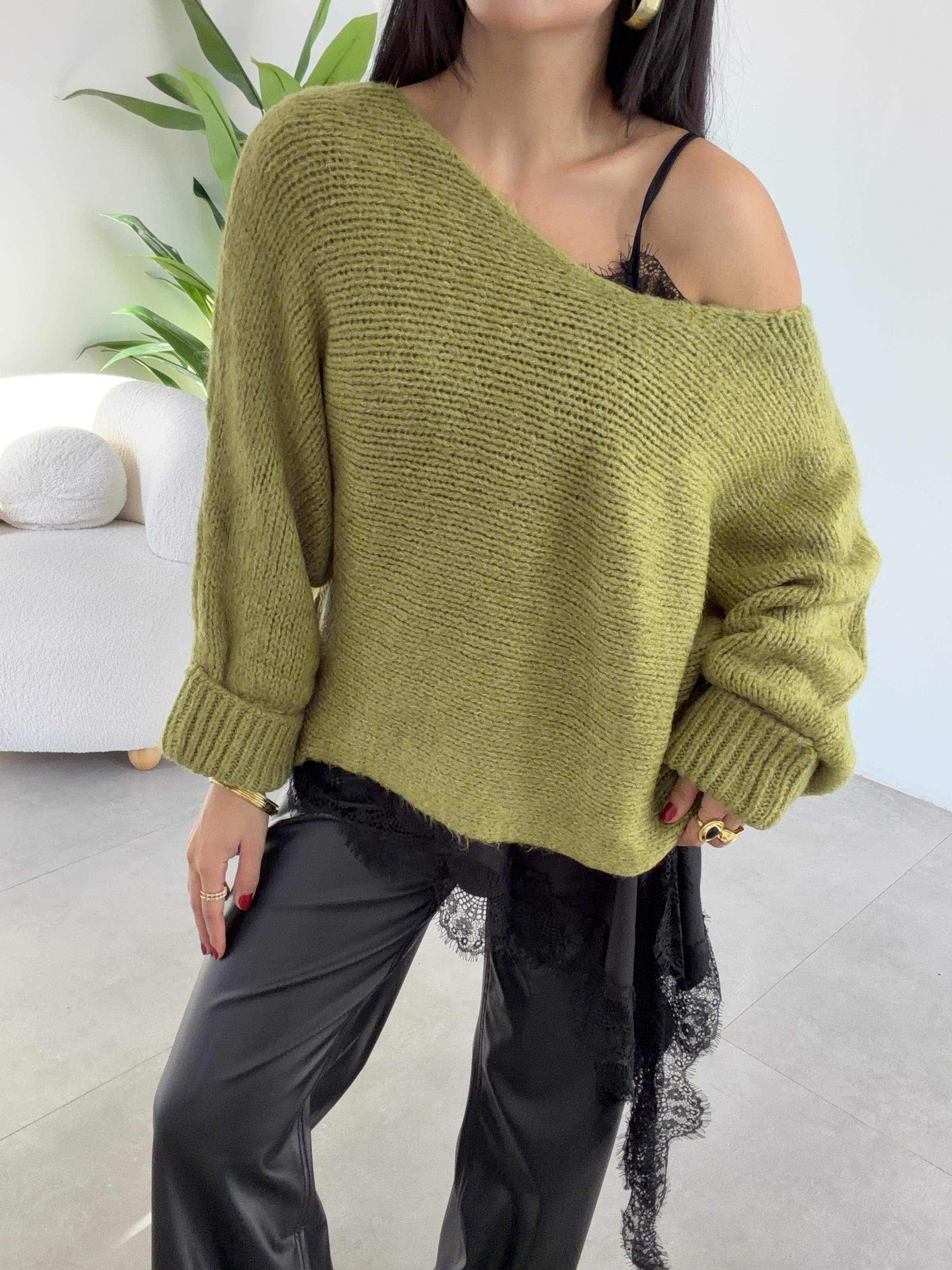 Yağ Yeşili Kolları Katlamalı Triko Kazak