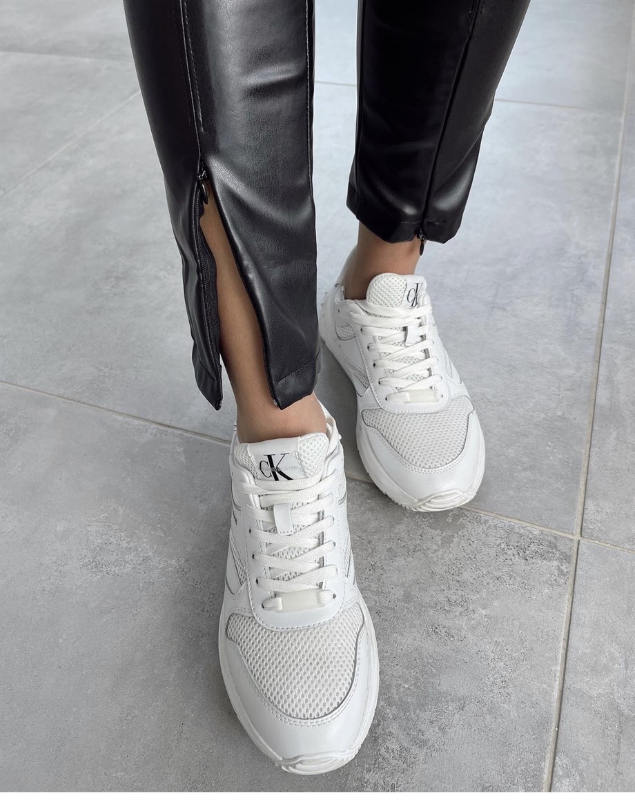 Yandan Fermuarlı Siyah Bol Paça Pantolon