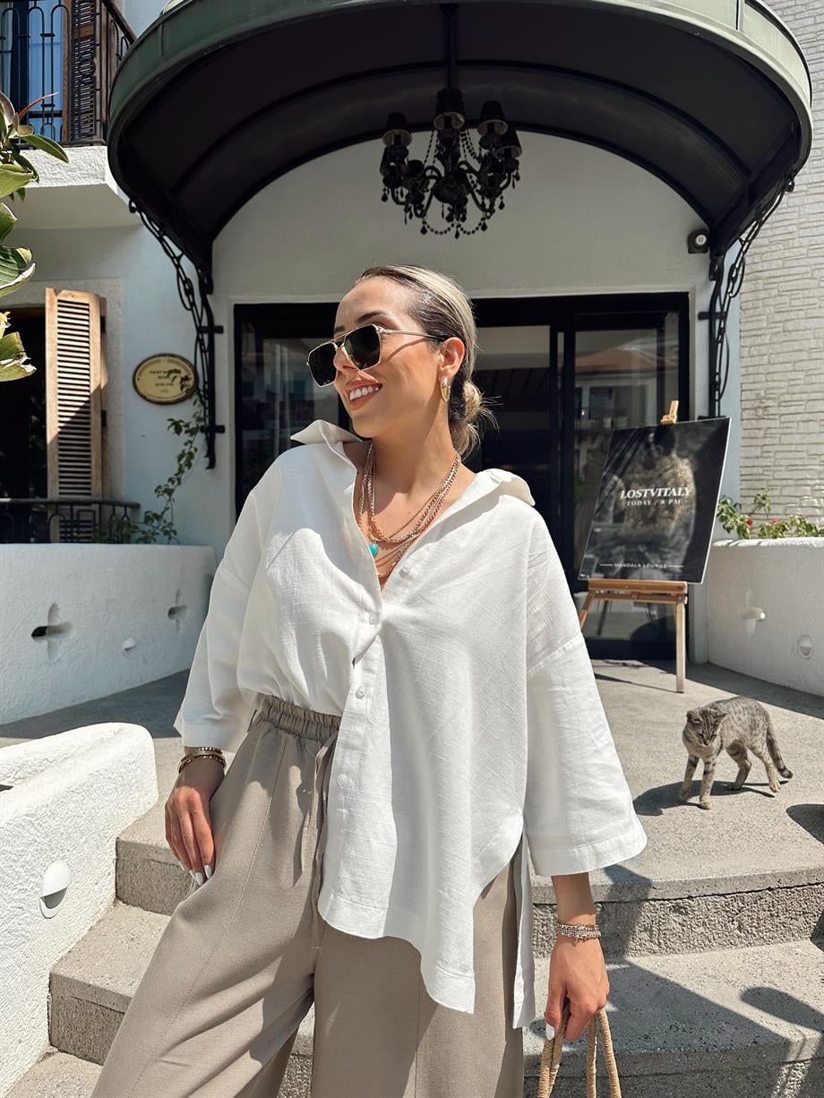 Yanları Yırtmaçlı Ekru Keten Gömlek