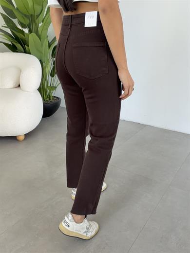 Acı Kahve Boyfit Kesik Paça Jean
