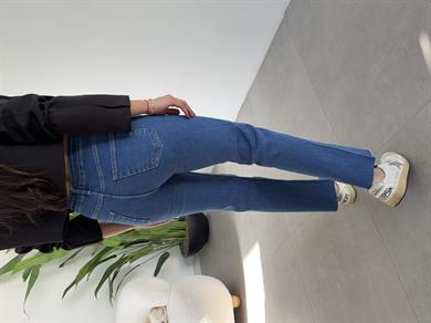 Açık Mavi Bootcut Kesik Paça Jean