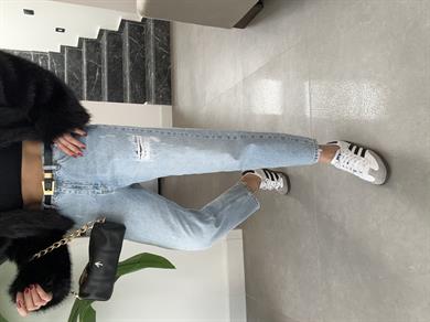 Açık Mavi Taşlanmış Yırtık Jean