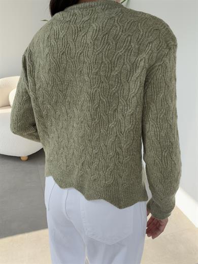 Açık Yeşil Fularlı Düz Hırka