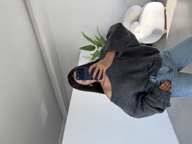 Antrasit Kolları Katlamalı Triko Kazak