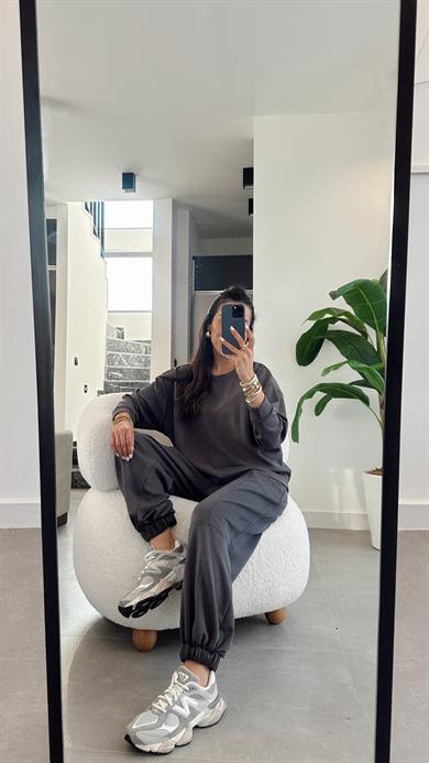 Antarsit Modal Kumaş Sırt Detaylı Takım