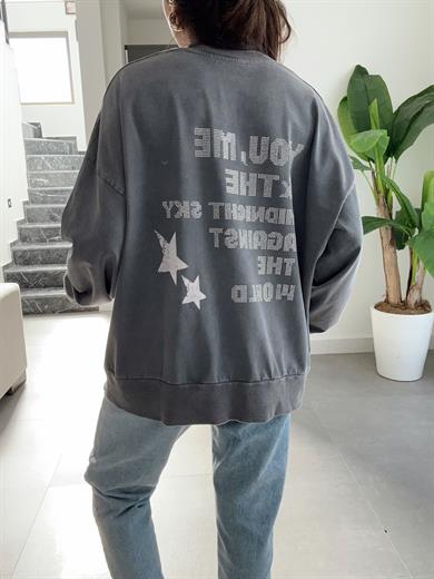 Antrasit Yıkamalı Sırtı Taş Detaylı Sweatshirt