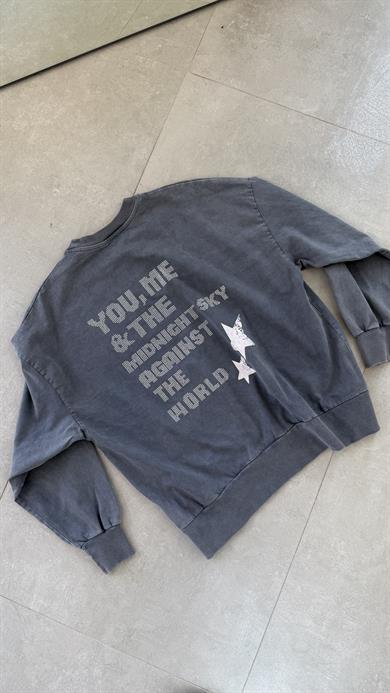 Antrasit Yıkamalı Sırtı Taş Detaylı Sweatshirt