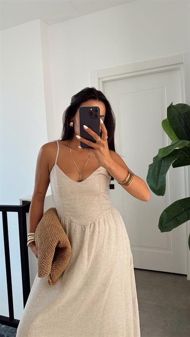 Bej Arkadan Bağlamalı Elbise