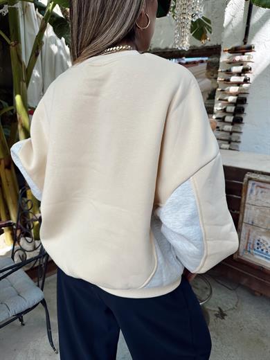 Bej İçi Şardonlu Sweasthirt