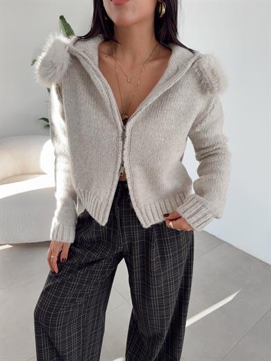 Bej Kapşonu Kürklü Hırka