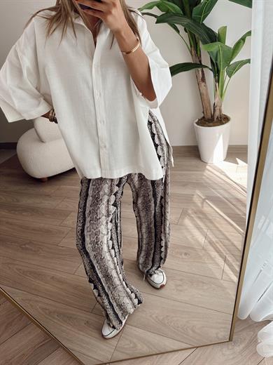 Beli Lastikli Yılan Desenli Koyu Renk Pantolon