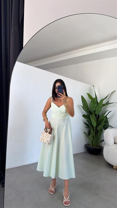 Belle Luxe Mint Yeşili Belden Oturtmalı Elbise