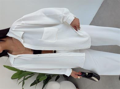 Beyaz Ayrobin Cepli Oversize Gömlek