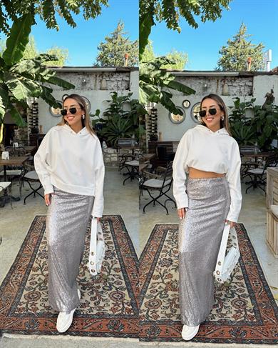 Beyaz Çıtçıt Detaylı Kapşonlu Sweatshirt