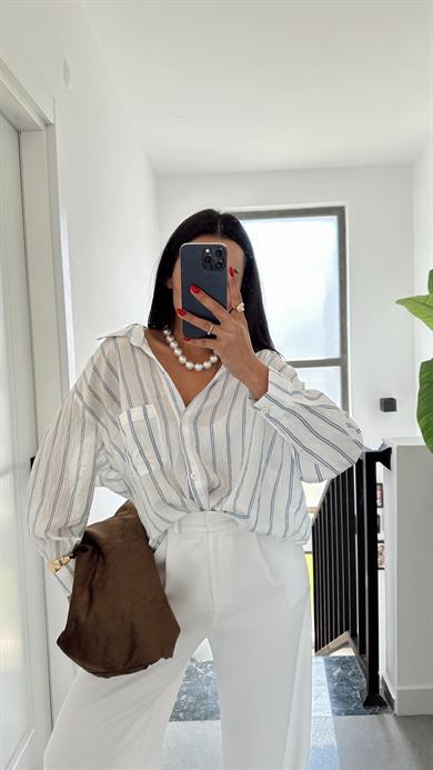 Beyaz Çizgili Kraş Gömlek