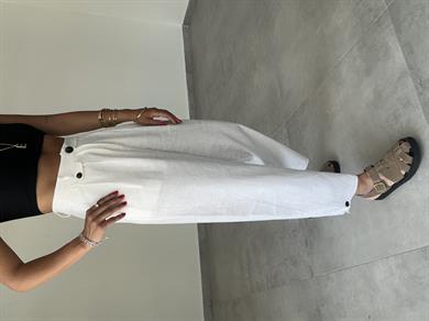 Beyaz Düğme Detaylı Keten Pantolon