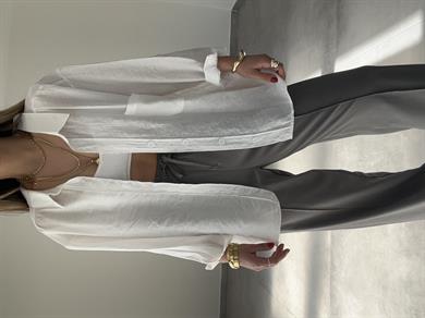 Beyaz Düşük Omuz Gömlek