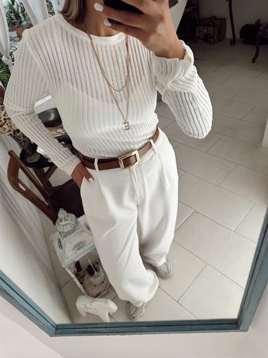 Beyaz Fitilli Ajurlu Triko Kazak