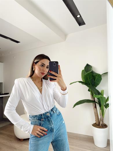 Beyaz Kruvaze Yaka Zıbın