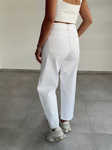 Beyaz Likralı Mom Jean