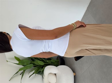 Beyaz Likralı Süprem V Yaka Yanı Büzgülü Tshirt