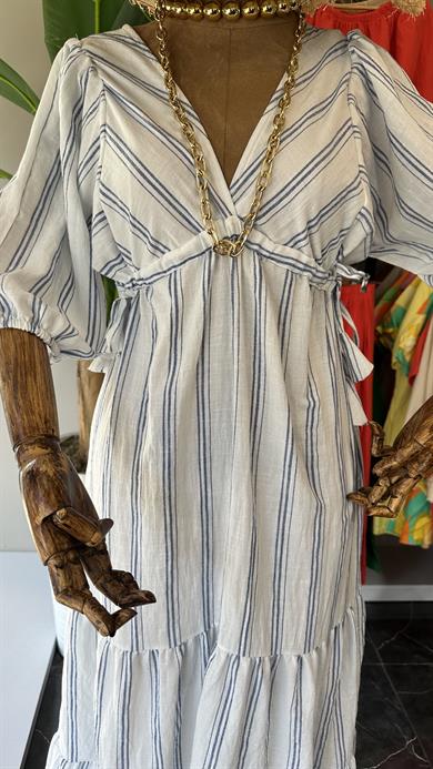 Beyaz-Mavi Çizgili Sırt Dekolteli Elbise