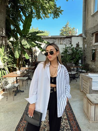 Beyaz-Siyah Tasarım Çizgili Gömlek