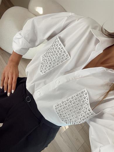 Beyaz Tasarım Zımba Cep Detaylı Gömlek