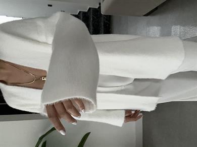 Beyaz Sakallı Kısa Triko Hırka