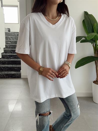 Beyaz V Yaka Oversize Tshirt