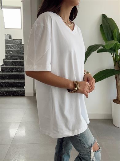 Beyaz V Yaka Oversize Tshirt