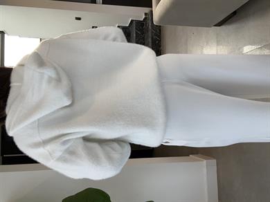 Beyaz Yumoş Belden Büzgülü Kapşonlu Ceket