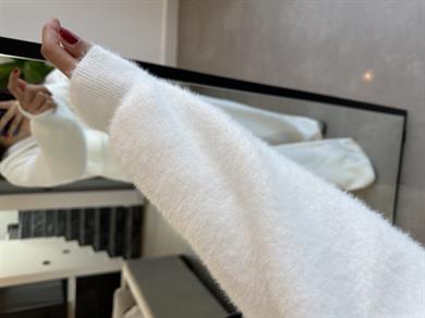 Beyaz Yumoş Belden Büzgülü Kapşonlu Ceket