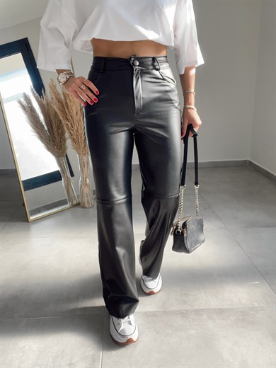 Bol Paça Siyah Deri Pantolon