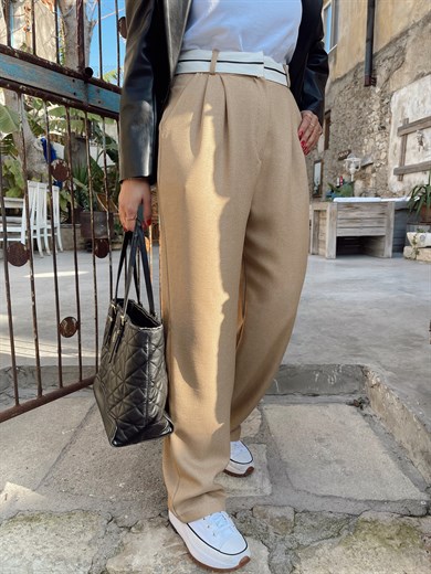 Camel Kemer Detaylı Pantolon