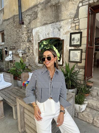 Çift Cep Çizgili Crop Gömlek