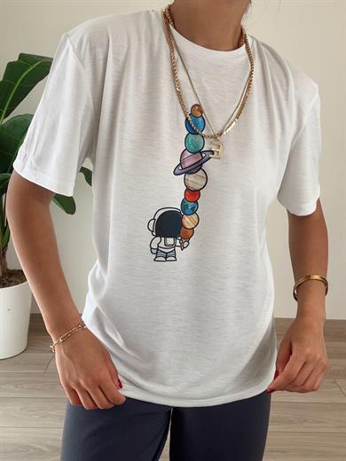 Desenli Ekru Tişört